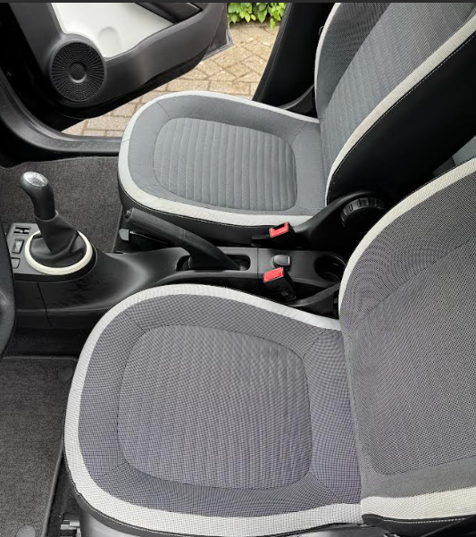 Auto interieur reinigen auto exterieur reinigen in Tilburg Fix en Fresh