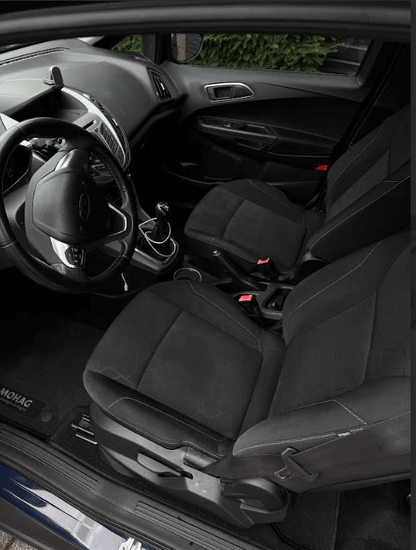 Auto interieur reinigen auto exterieur reinigen in Tilburg Fix en Fresh