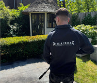 Reiniging team Fix & Fresh Tilburg David en Jelle Auto reinigen meubel reinigen terras en oprit reinigen