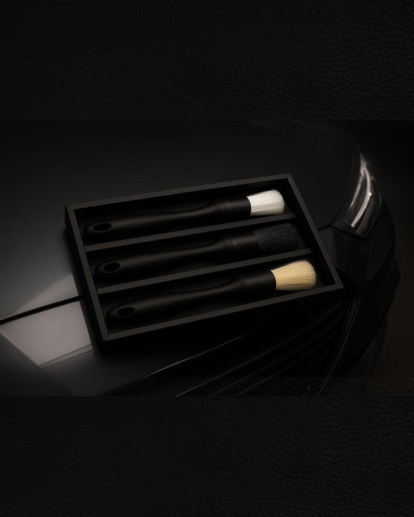 "3-delige kwastenset voor autoreiniging met borstels van nylon, plastic en varkenshaar – ideaal voor interieur en exterieur detailing"