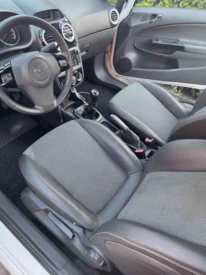 Auto interieur reinigen auto exterieur reinigen in Tilburg Fix en Fresh