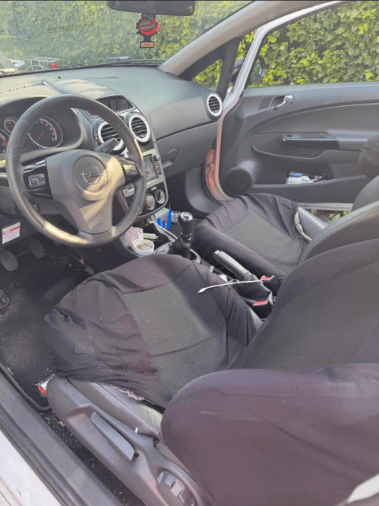 Auto interieur reinigen auto exterieur reinigen in Tilburg Fix en Fresh